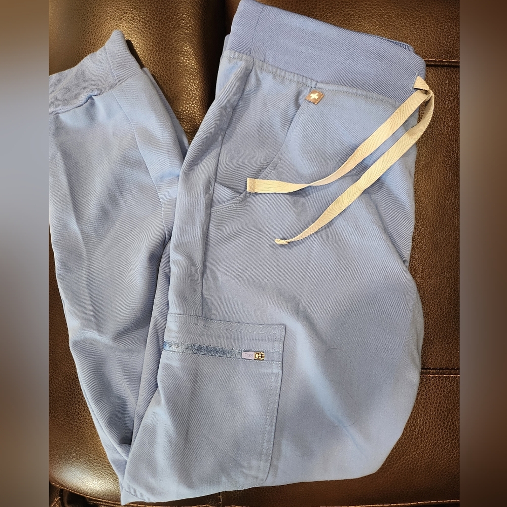 Woman's Zamora Jogger By Figs Blue Pants SP.